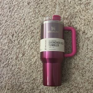 40oz Pink Stainless Steel Stanley